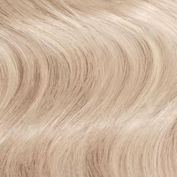 Champagne Blonde