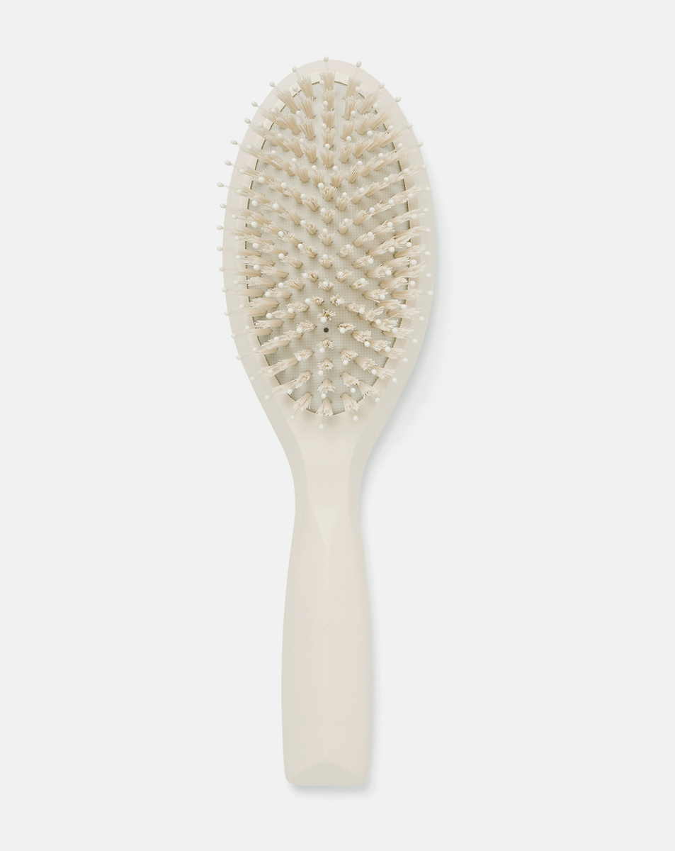 Beauty Works x Molly-Mae Soft Bristle Brush