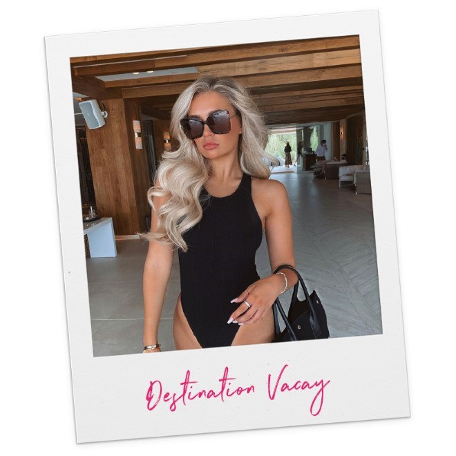 Molly-Mae wears 20" Nano Bonds Extensions in shade 'Barley Blonde' & 'Iced Blonde'